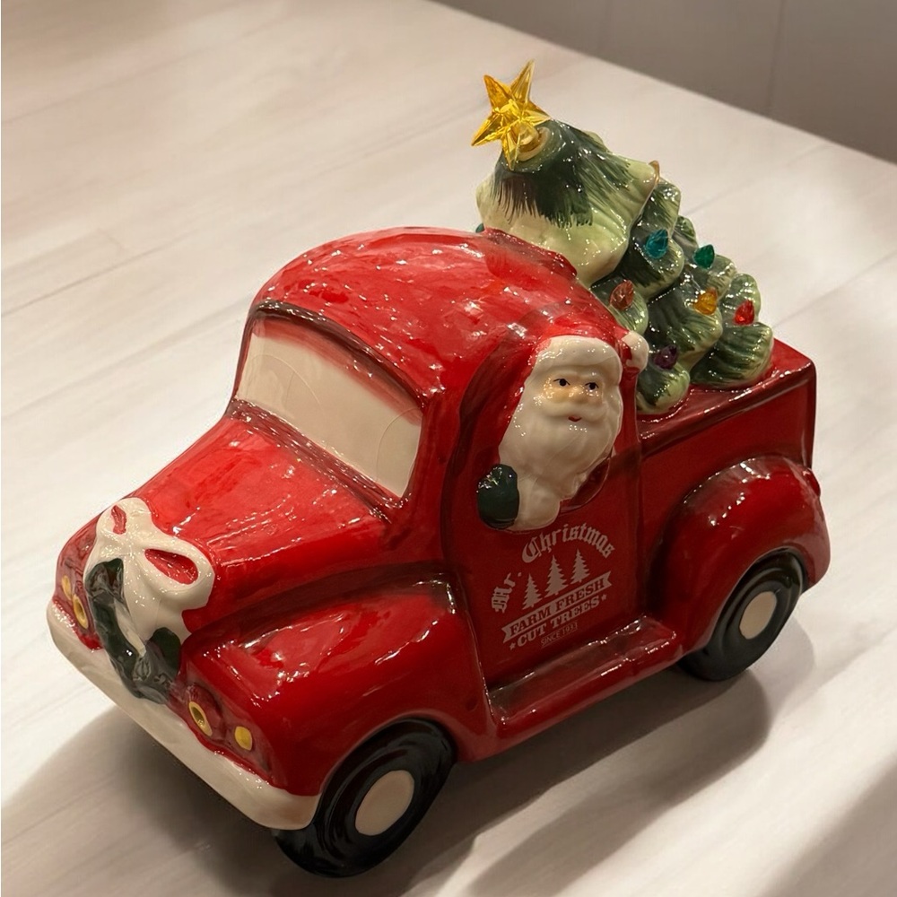 Mr. Christmas Vintage Santa’s Red Truck Farm Fresh Cut Trees and Lights Up